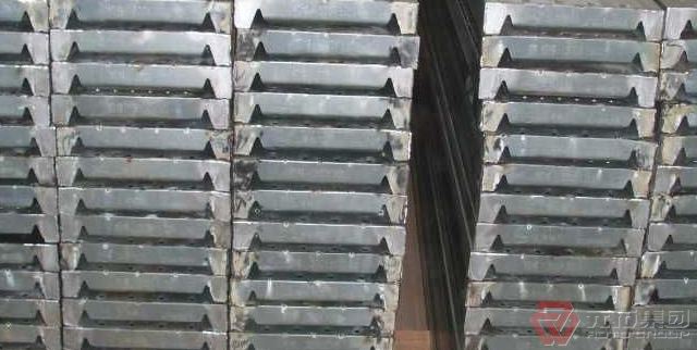 鋼腳手板規(guī)格有哪些？