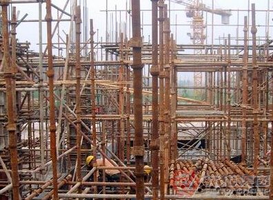 外墻鋼管架腳手架多少錢一副？